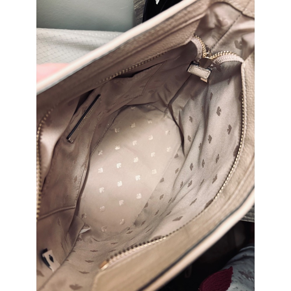 Kate Spade New York Beige Pebbled Leather Crossbody Zip Hobo Bag Gold Hardware - Picture 5 of 7